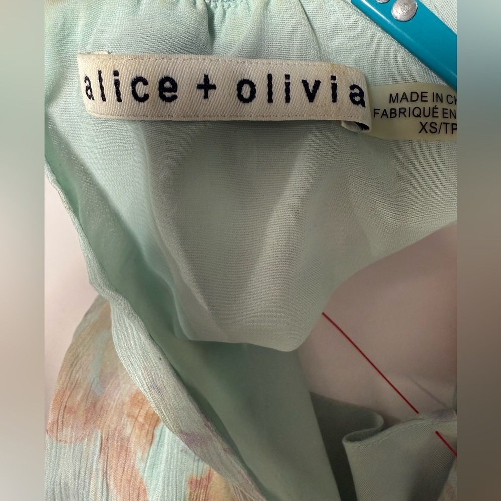 Alice + Olivia Caily Skirt & Annmarie Floral Georgette Top Set  0 Skirt / XS Top - Picture 3 of 12